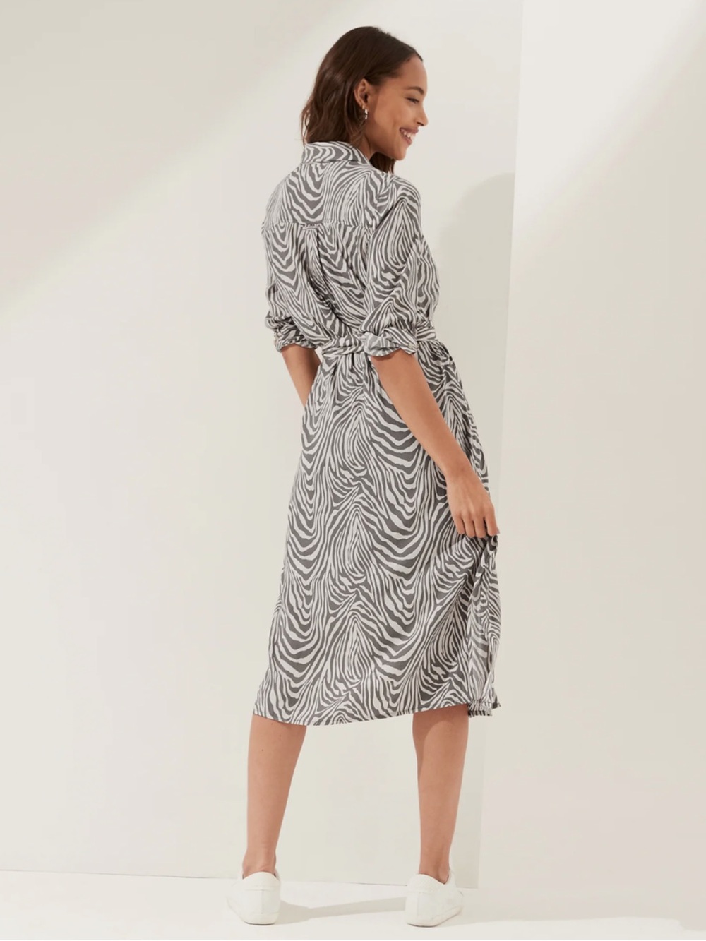 BR Factory Midi Shirt Dress w/Charcoal Slip & Pockets in Gray/White Zebra Print - Picture 4 of 4